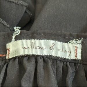 Willow & Clay black skirt